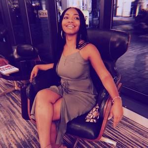 Meet your Posher, Aria